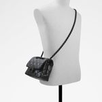 latisse_black_008-002-039_003