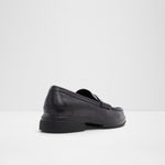 tucker_black_001-001-043_001