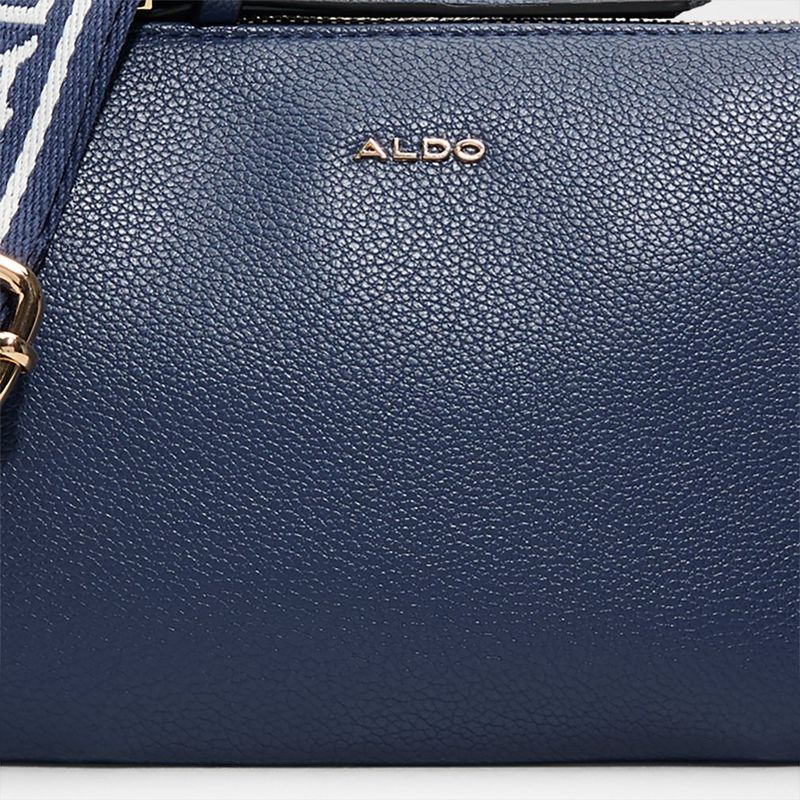 Cialy-navy