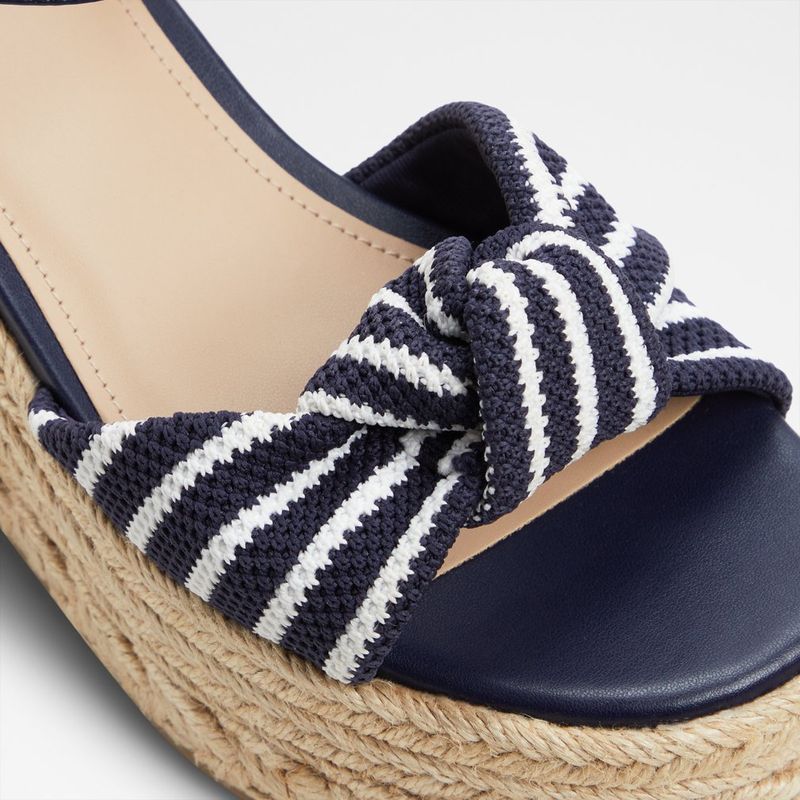 Annamarie-navy