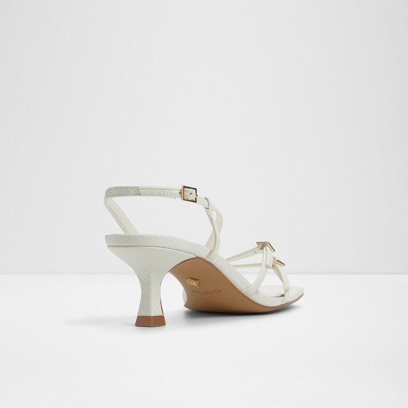 Harlie-white