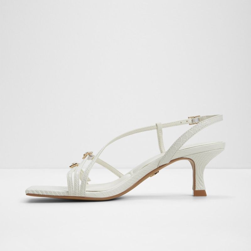 Harlie-white