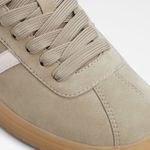Chicsneaker-other-green