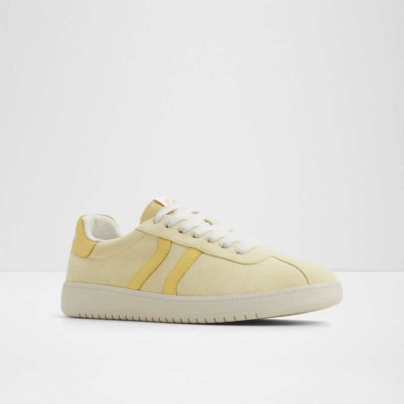 Chicsneaker-light-yellow