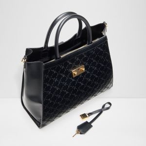 Crelally black